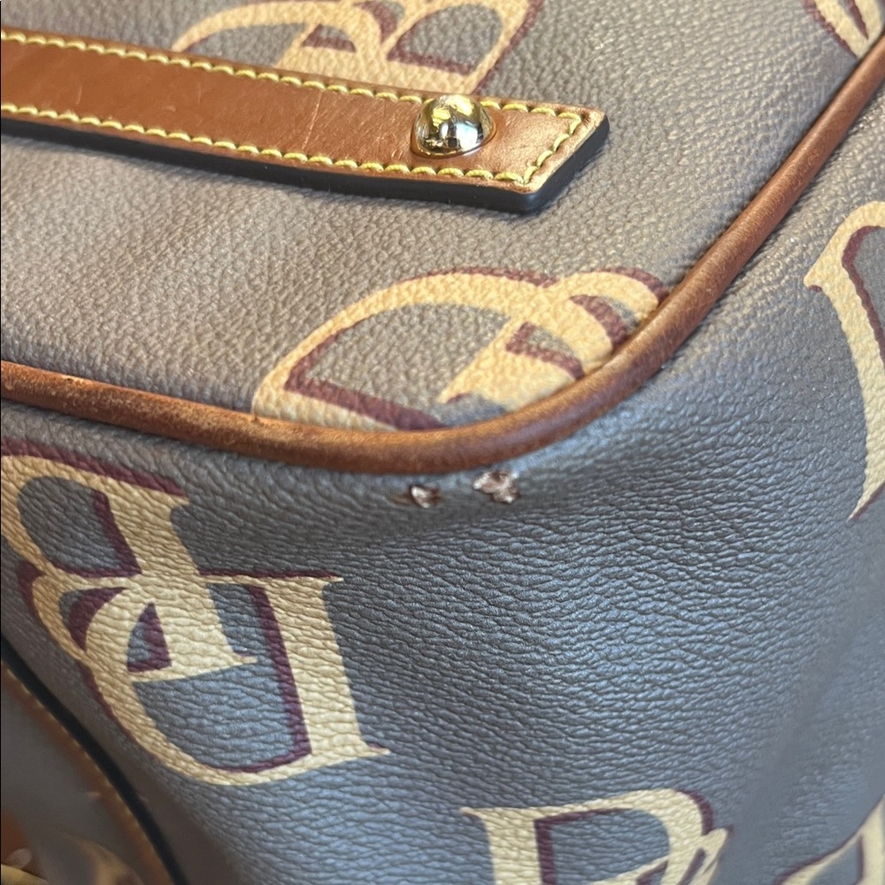 Dooney & Bourke Elegant Brown and Tan woman’s - Picture 5 of 16